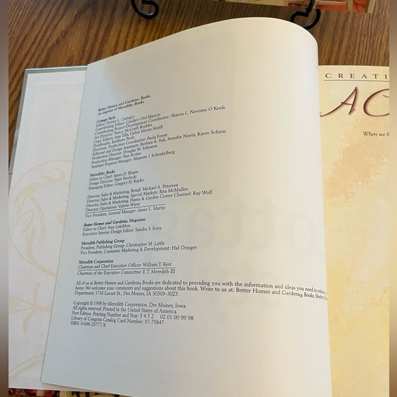 Better Homes and Gardens COTTAGE STYLE Coffee Table Book 1998 Meredith Corp - Picture 4 of 10